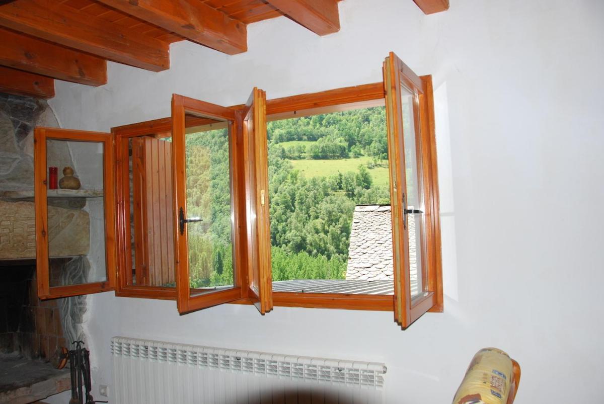 Casa Pirineu Villa Esterri de Cardos Ngoại thất bức ảnh